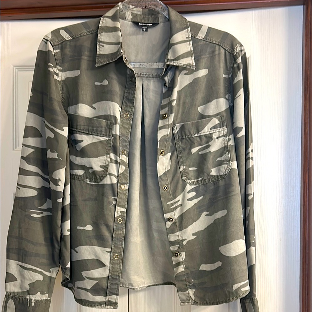 Express Long Sleeve Utility Jacket with Urban Camo.     Like New Condition